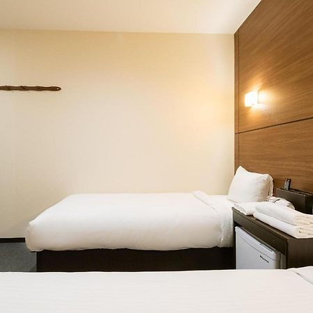 Oyo Hotel Plaza In Namba Minami Osaka Buitenkant foto