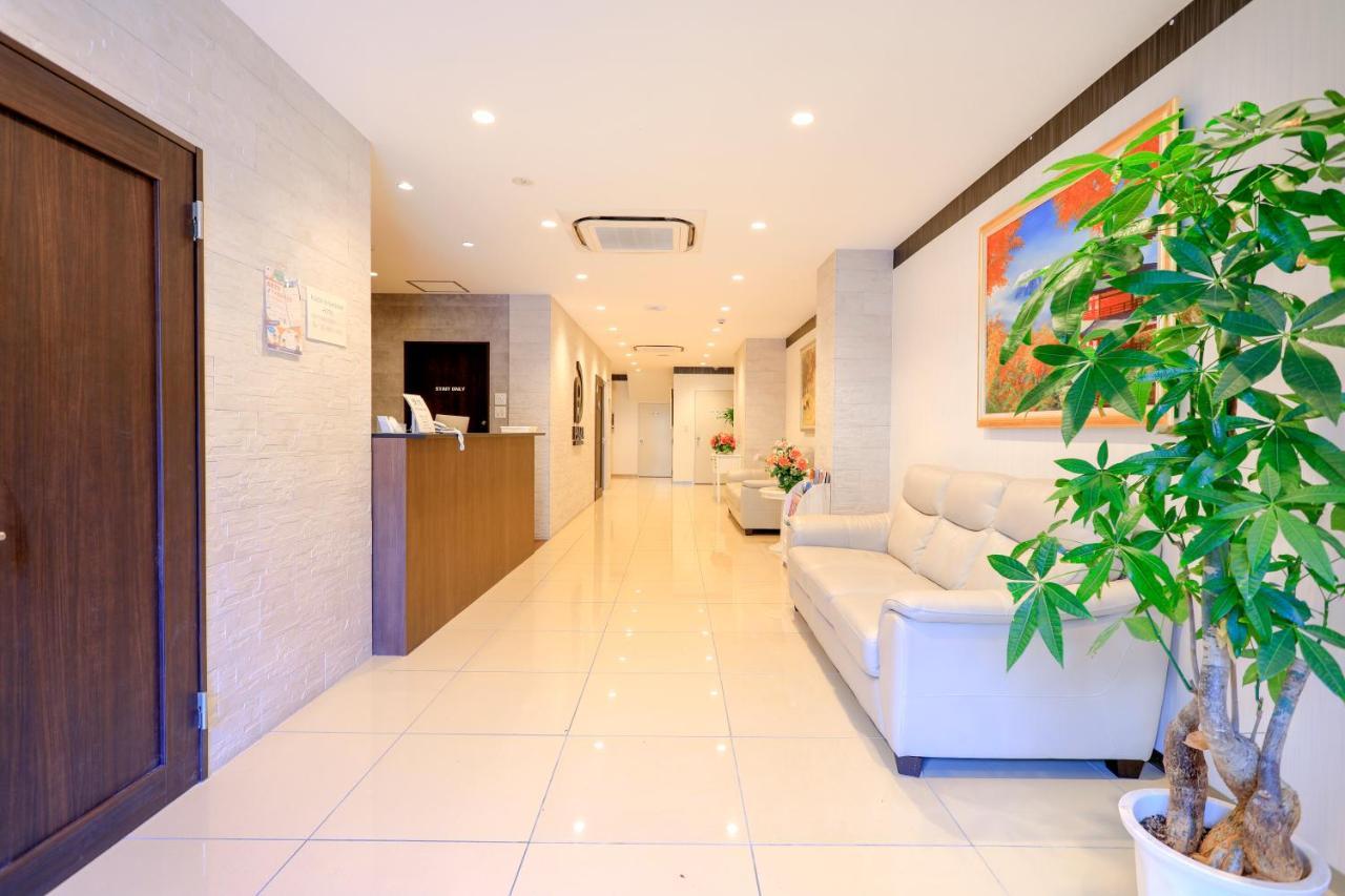 Oyo Hotel Plaza In Namba Minami Osaka Buitenkant foto